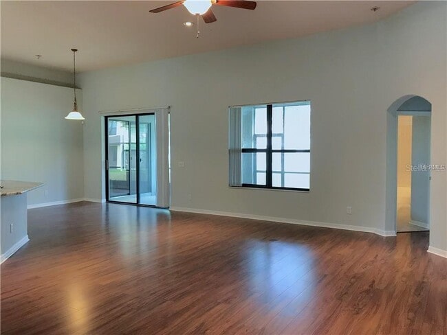 Building Photo - 1934 Abbey Ridge Dr