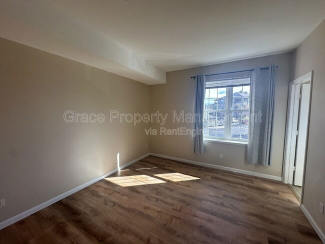 Building Photo - 12764 Ironstone Way