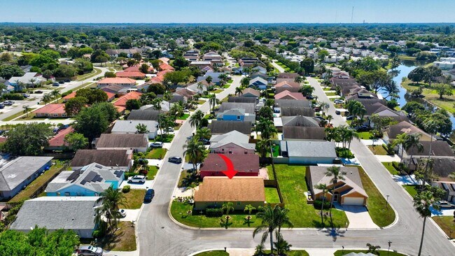 Building Photo - Waterway Cove