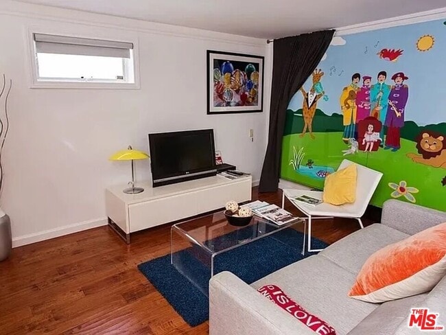 Building Photo - 8661 Clifton Wy