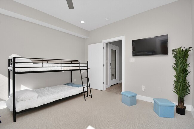 Building Photo - 3812 Leeland St