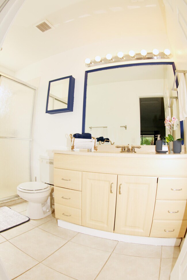 Building Photo - 1308 White Pine Dr