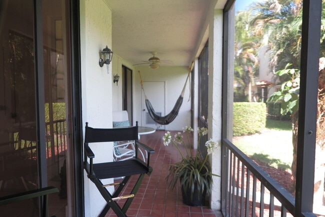 Building Photo - 7875 La Mirada Dr