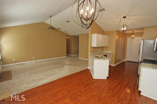 Building Photo - 2979 Sentinel Cir