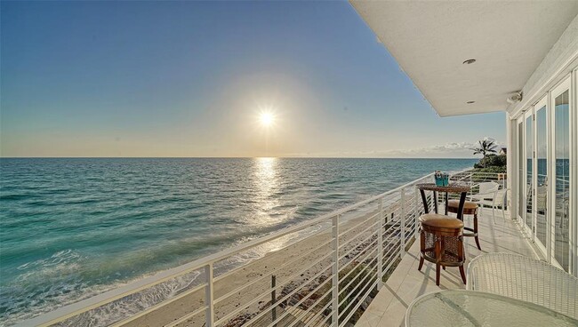 Building Photo - 3501 Casey Key Rd
