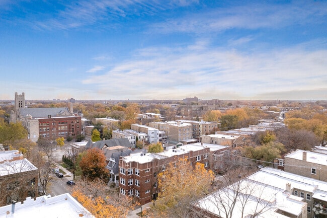 Aerial Photo - 1401-1409 W Rosemont Ave