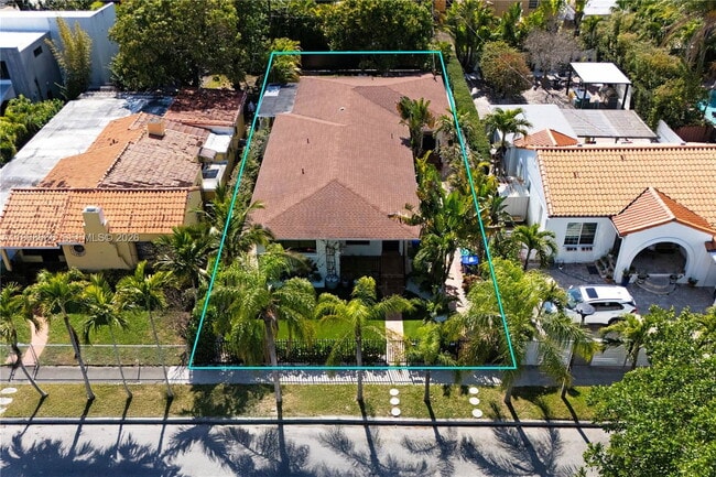 Building Photo - 1618 SW 18th St