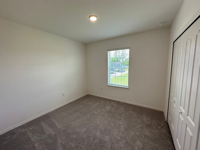 Building Photo - Brand new 3 bedroom 2 bathroom home in desired Indian Lake Estates