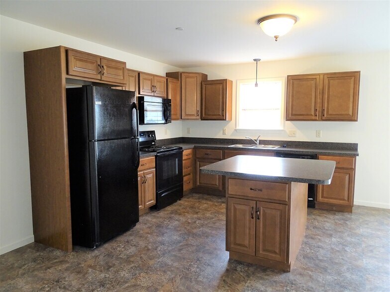 Building Photo - 247 Limestone Dr