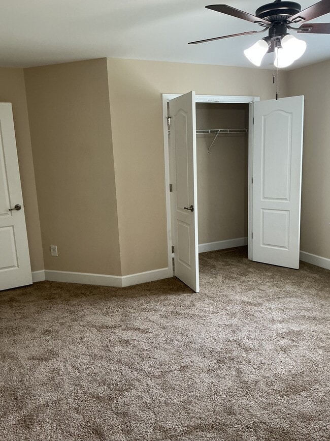 Building Photo - 222 Buttonbush Ct