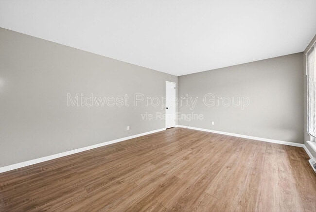 Building Photo - 1810 Swallow Ln