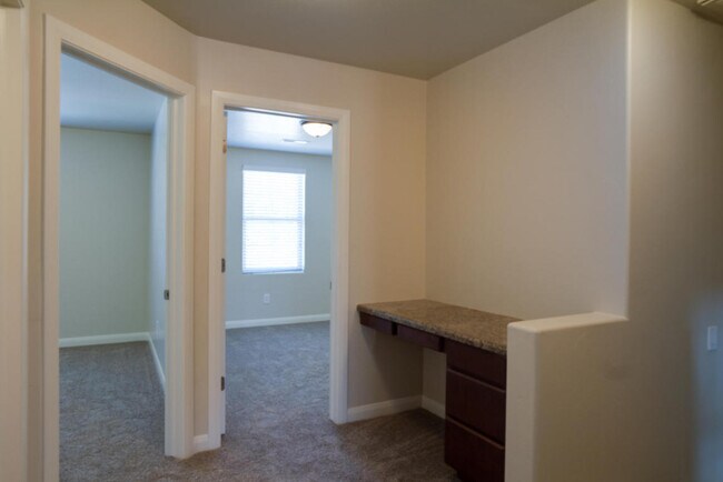 Building Photo - Beautiful Desert Hills Beauty!  Casitas at Hidden Valley