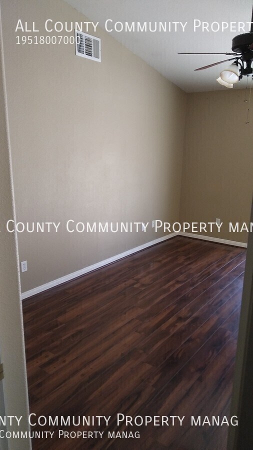 Building Photo - 8613 Bolero Dr
