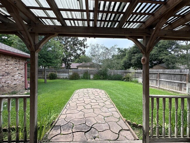 Building Photo - 21302 Park Rock Ln