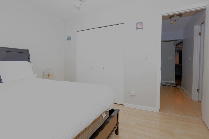 Building Photo - 1616 Washtenaw Ave