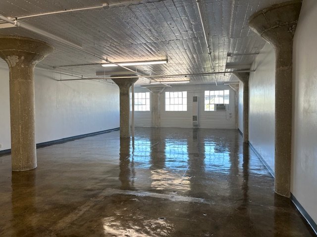 Building Photo - 1308 Factory Pl
