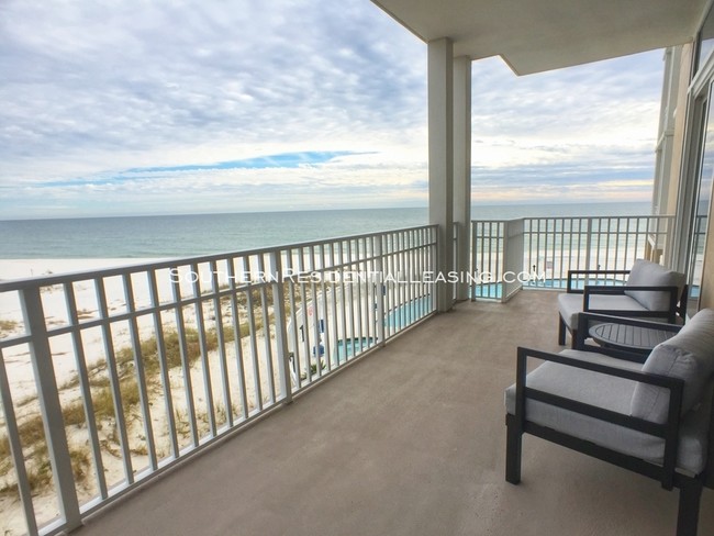 Building Photo - 13333 Johnson Beach Rd Unit 204 ~by Southern