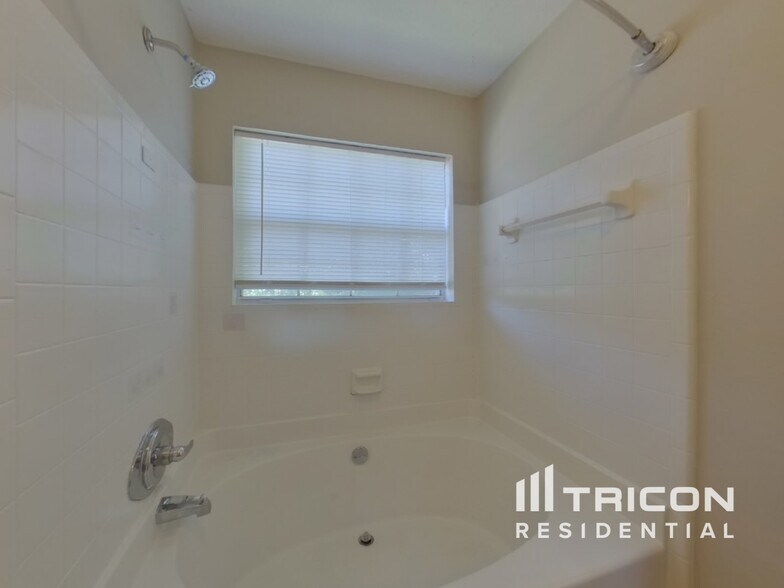 Building Photo - 3756 Sandy Shoals Ln