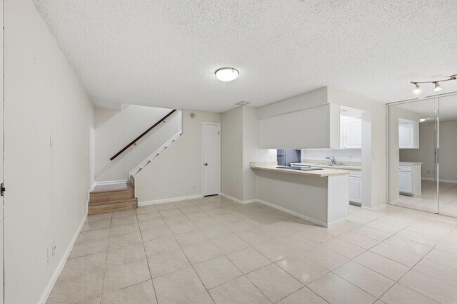 Building Photo - 8811 NW 28th Dr