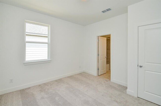 Building Photo - 21722 Kenthurst Ct
