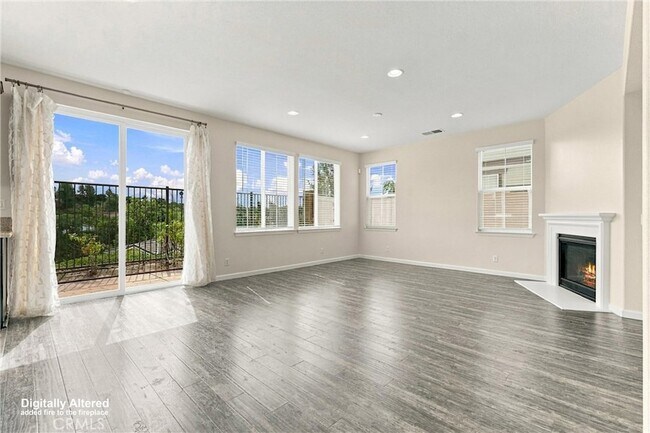 Building Photo - 212 Summit Vista