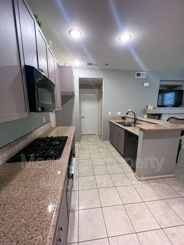 Building Photo - 30505 Canyon Hills Rd