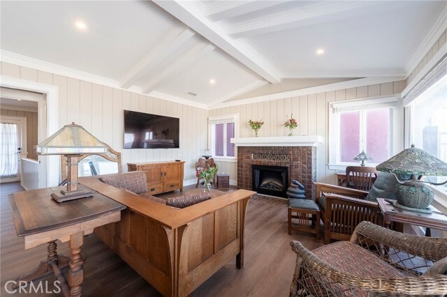 Building Photo - 1835 Manhattan Ave