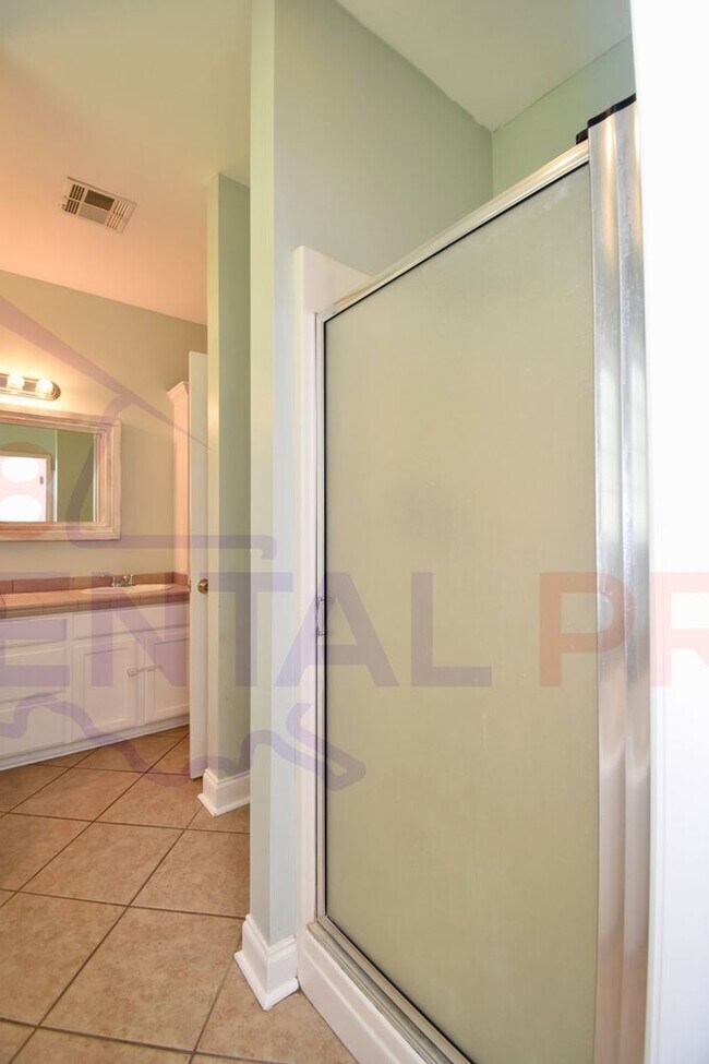 Building Photo - 3 Bed, 2 Bath Home in Ruston!