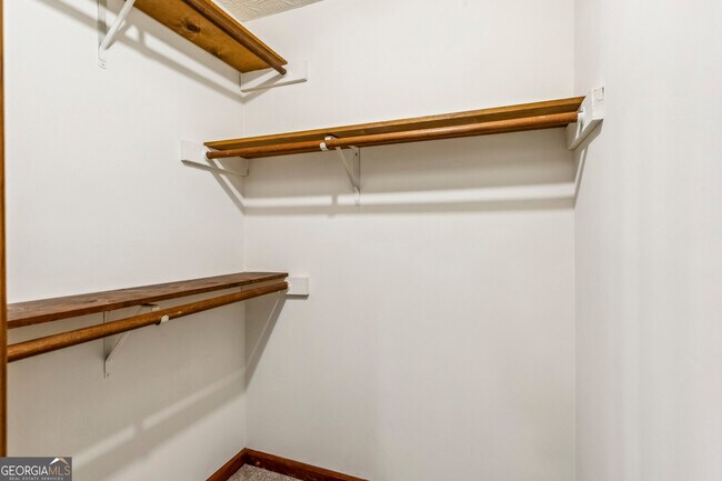 Building Photo - 1105 Booth Ct SW