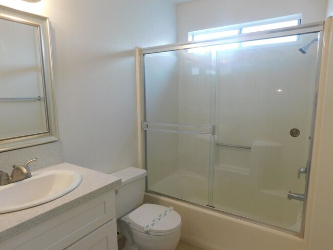 Building Photo - ALH7811