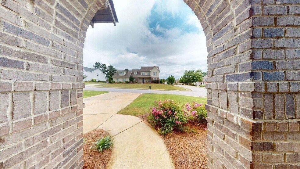 Building Photo - Single Family Home -  The Preserve of Auburn