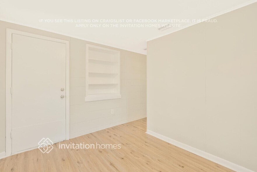 Building Photo - 6342 Sauterne Dr