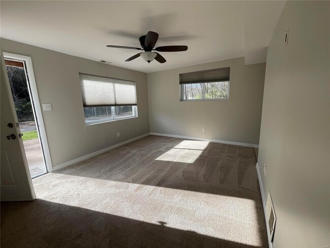 Building Photo - 6170 Roseglyn Ln