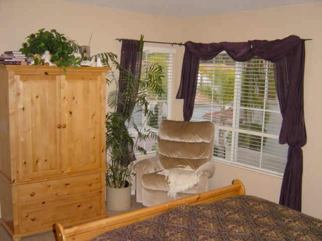 Building Photo - 11595 Compass Point Dr N