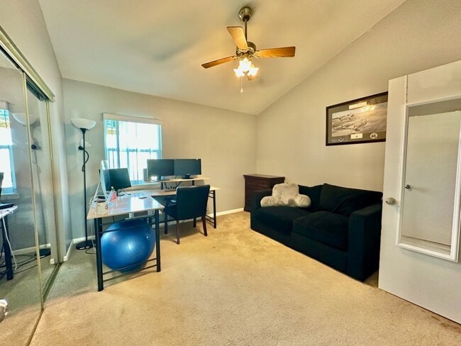 Building Photo - 330 Bluefish Dr