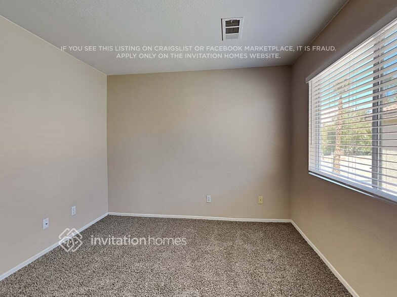 Building Photo - 5028 Dancing Lights Ave