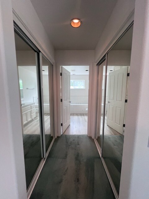 Building Photo - 133 Argall Way