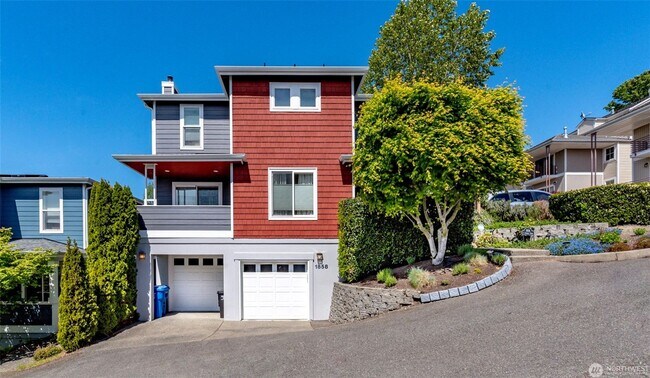 Primary Photo - 3Bd/3Ba Seattle House