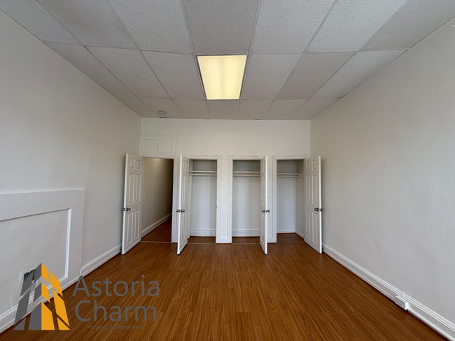 Building Photo - Updated 4 BR Home with Spacious Yard & Pre...