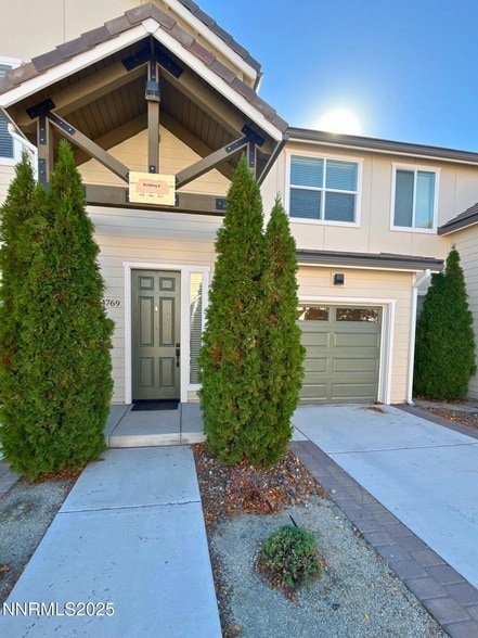 Building Photo - 4769 Bougainvillea Cir