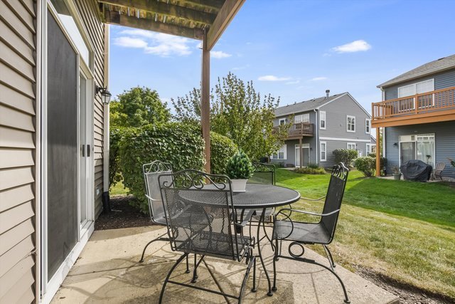 Building Photo - 2562 Golf Ridge Cir