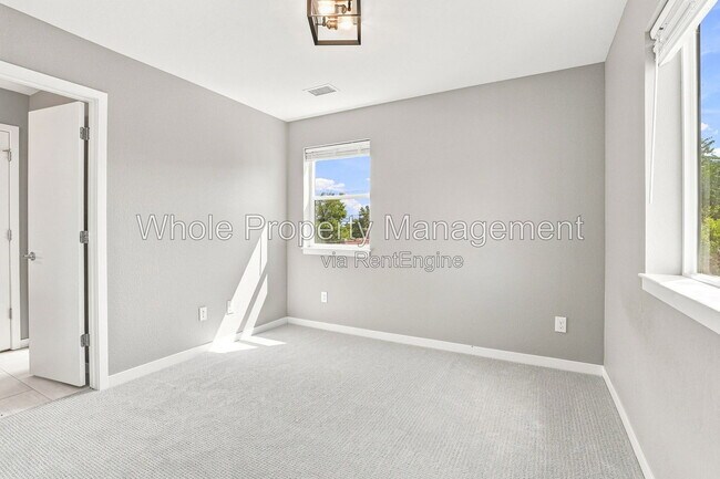 Building Photo - 5230 Stuart St