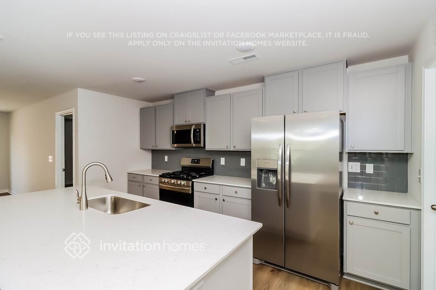 Building Photo - 356 Hollingswood Dr