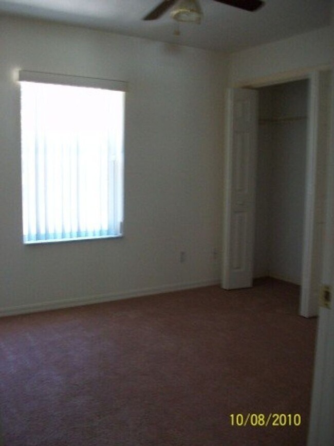 Building Photo - Cambridge Greens 3/2/2