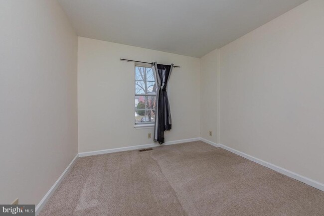 Building Photo - 2211 Minnear St