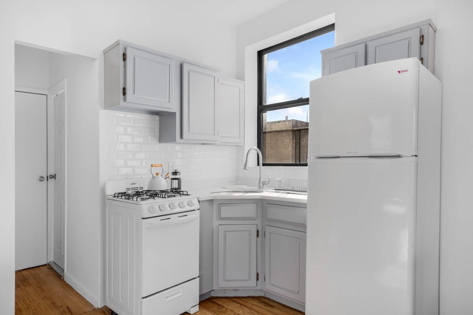 Building Photo - 308 E 118th St