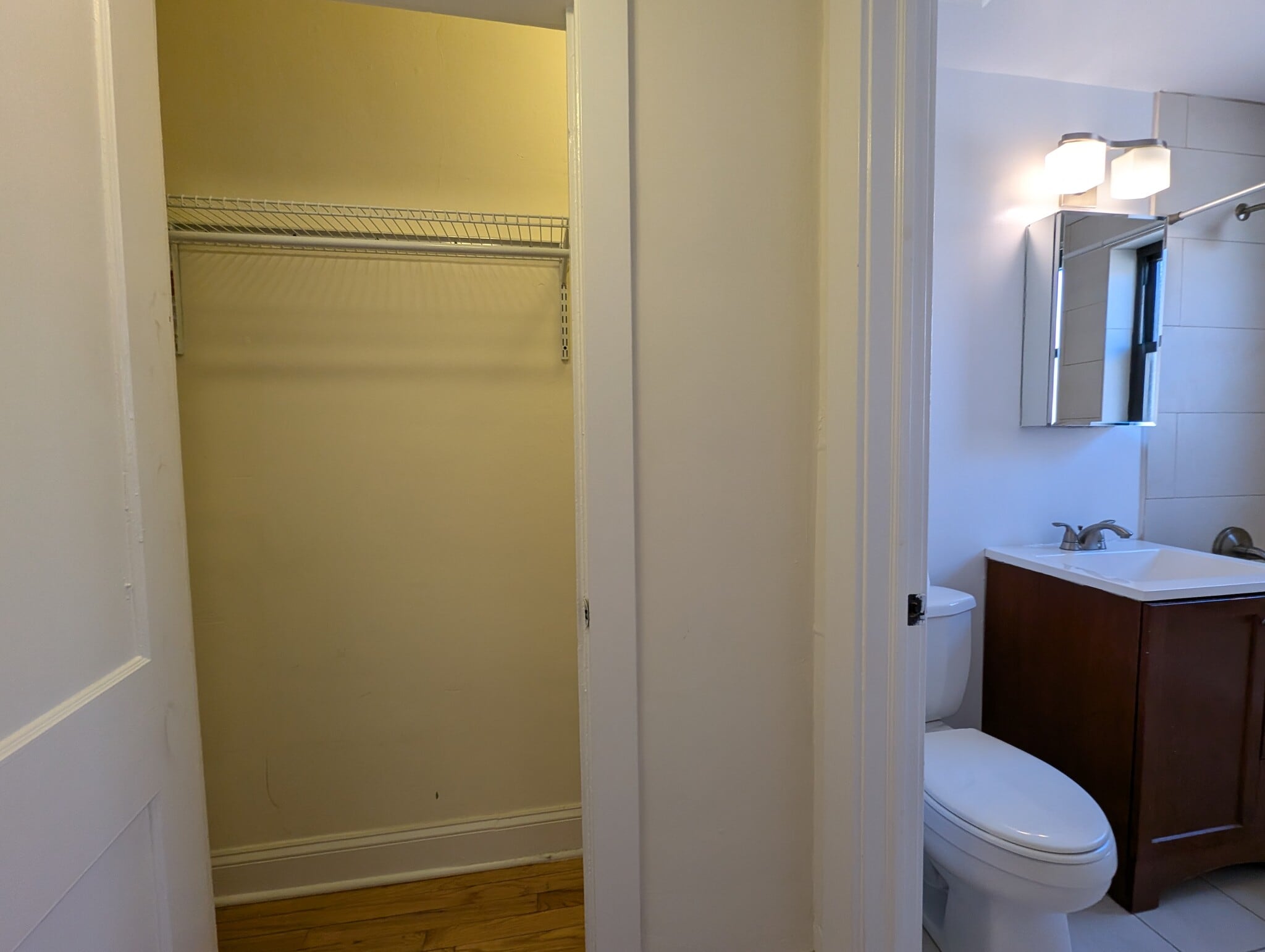 Building Photo - 4036 N Ashland Ave