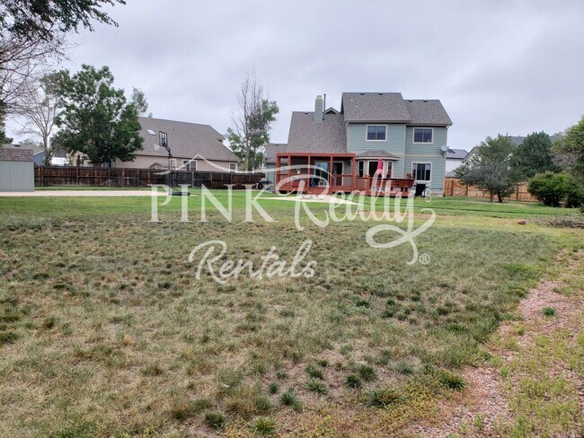 Building Photo - Gorgeous 5 Bedroom Home in D20!