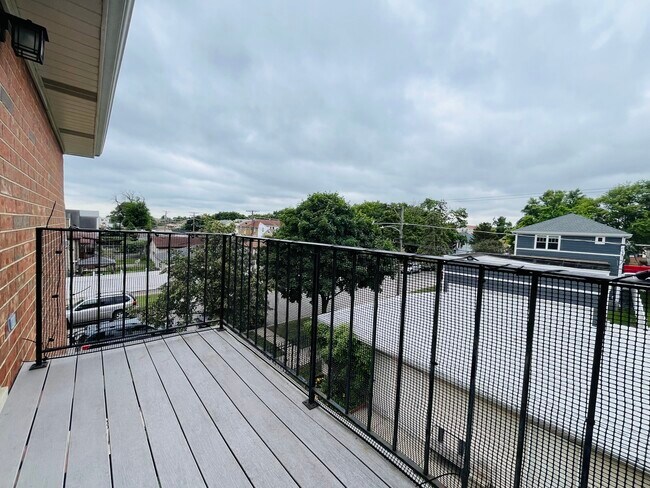 Building Photo - 2602 N 74th Ct