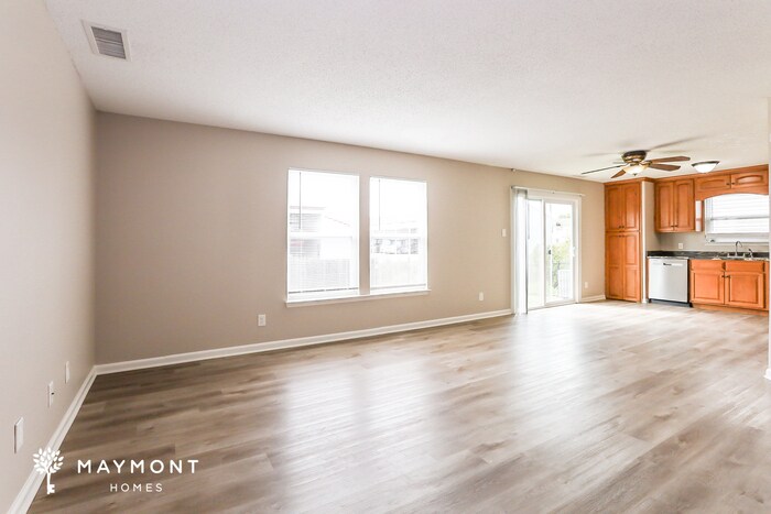 Building Photo - 6744 Everbloom Ln